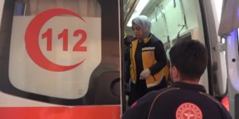 Aksaray'da otomobiller kafa kafaya girdi: 8 yaralı