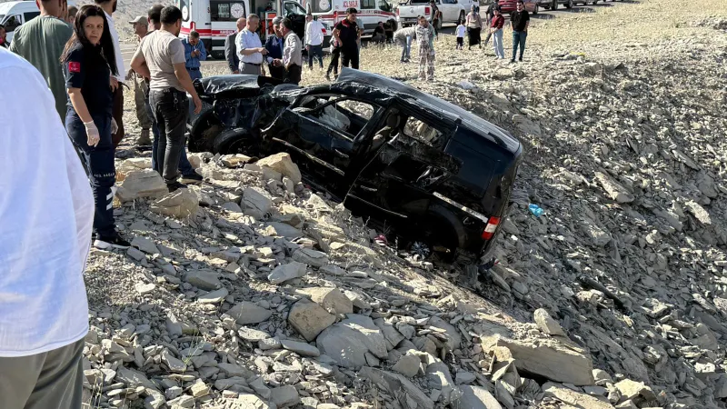 Araçları şarampole devrildi: Annesi ve 2 kardeşinin öldüğü kazada Ceylan Aytaş da kurtarılamadı