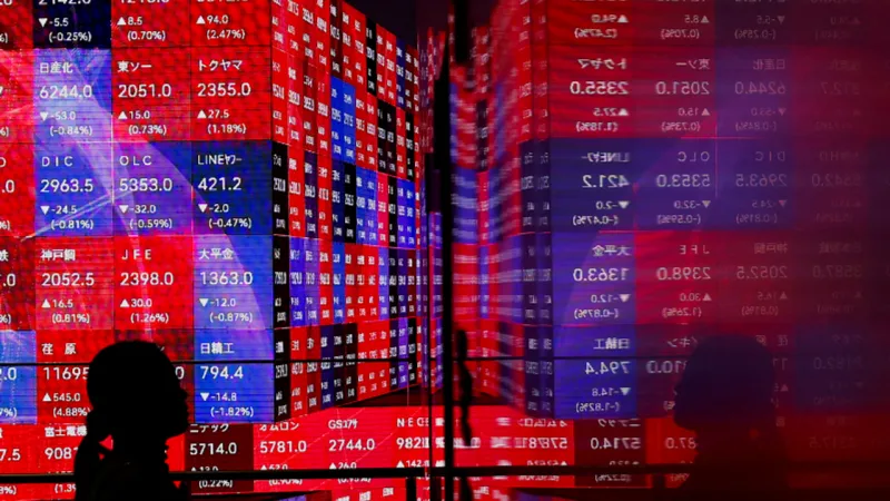 Asya Borsaları Alarm Veriyor! Yatırımcılar Ne Yapmalı?