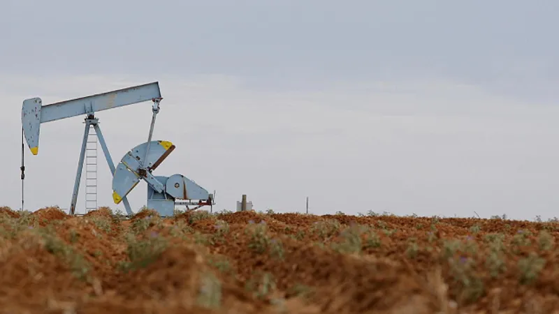Brent petrolün varili 65,53 dolardan işlem görüyor