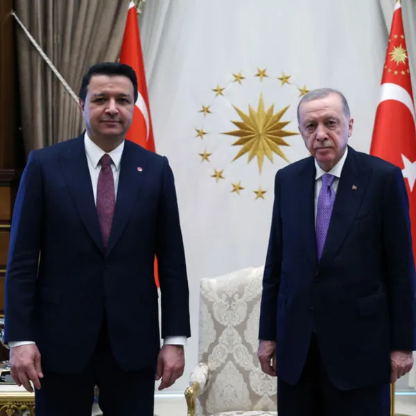 Erdoğan'dan Sürpriz Hamle! SP Lideri Arıkan ile Kritik Görüşme