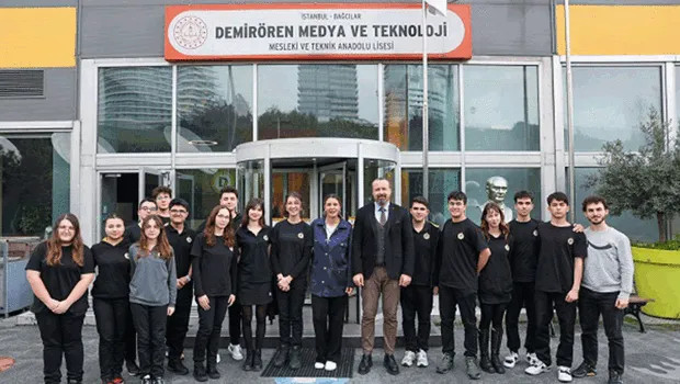 Demirören MTAL'den Burs Müjdesi! Yapay Zeka Bölümü Açılıyor