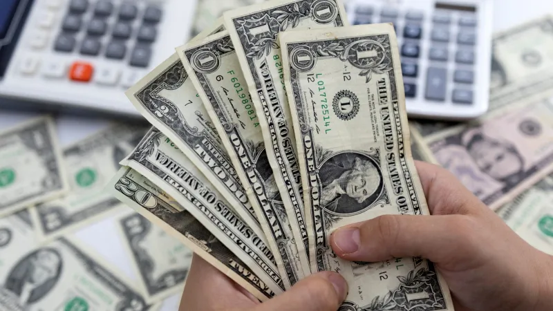 Doların yükselişi sürüyor... Euro rekordan döndü