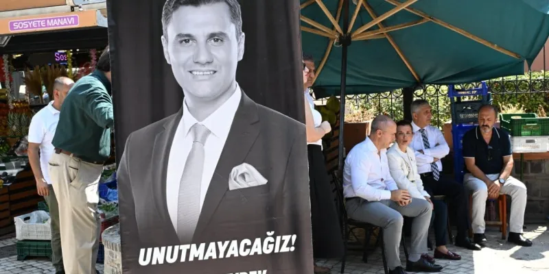 Ferdi Zeyrek Vefatının Yıldönümünde Anıldı: Dualar Yükseldi!