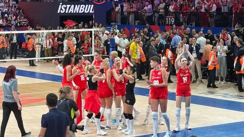 Filenin Sultanları Dominik'i rahat geçti! Milliler VNL'de 5'te 5 yaptı...