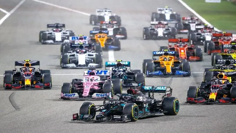 F1 Azerbaycan GP: Nefesler Tutuldu! Şampiyonluk Yarışı Kızışıyor