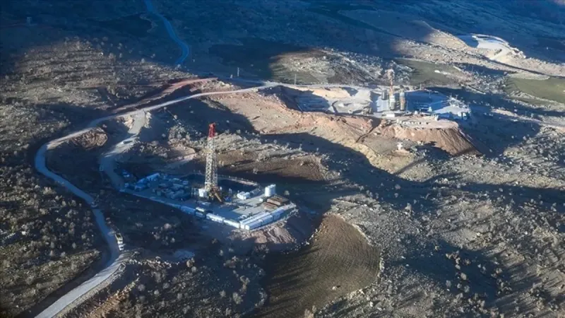 Gabar Petrolüyle Dizel Araba Çalışır Mı? Şırnak'ta Petrol Devrimi!