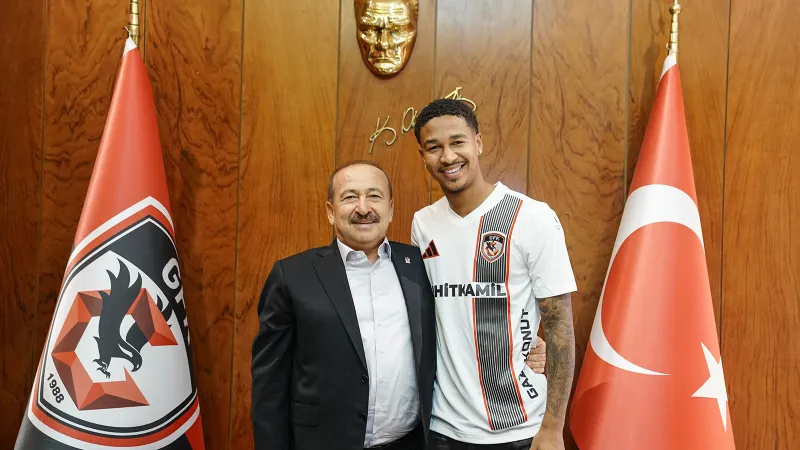 Gaziantep FK Transfer Bombası! Rob Nizet Artık Gaziantep'te