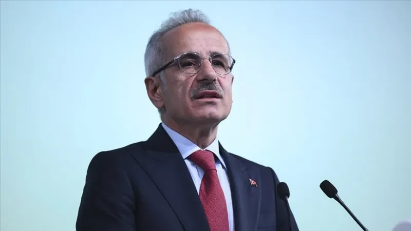 Bakan Uraloğlu'ndan Kritik Açıklama: Denizlerde Çatışma Tehlikesi mi?