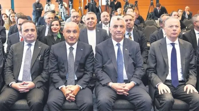 İhracatta Rekor Üstüne Rekor! Türkiye Ekonomisi Uçuşa Mı Geçti?