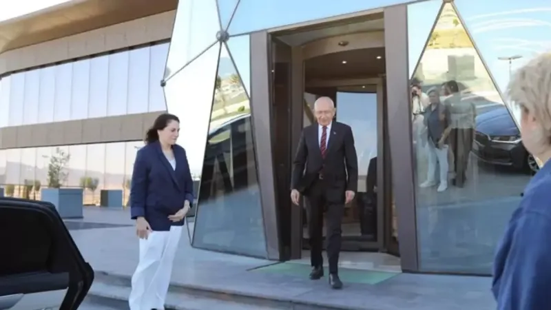 Kılıçdaroğlu'ndan kayyum tartışmaları sürerken sürpriz ziyaret