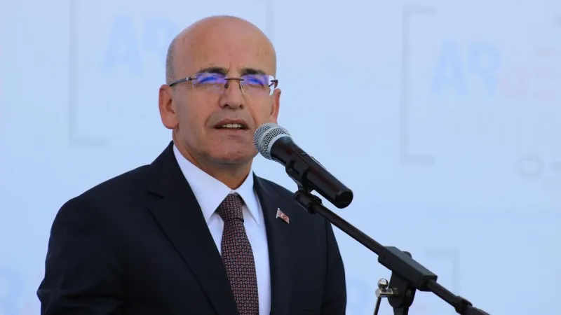 Mehmet Şimşek KKTC'de: Piyasalardaki türbülansı iyi yönettiğimizi düşünüyoruz, kur artışından kaynaklanan enflasyonu önledik