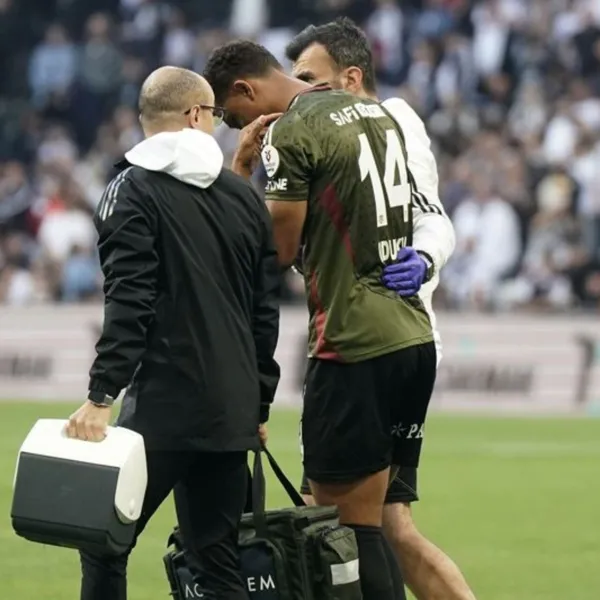Beşiktaş'ta Chamberlain Şoku! Sakatlığı Ne Kadar Sürecek?