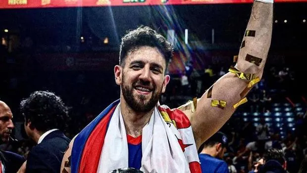 Fenerbahçe'den Bomba Transfer! Micic Geliyor Mu?