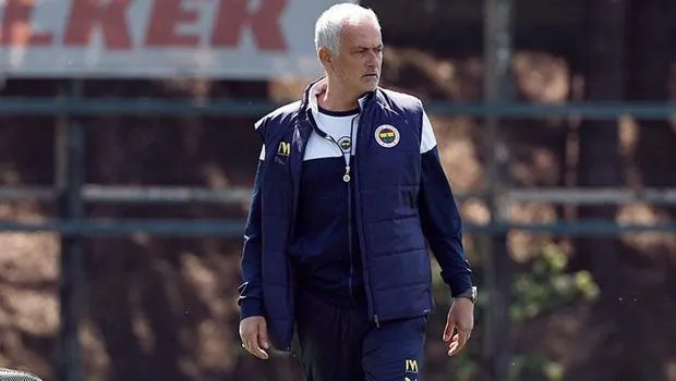 Fenerbahçe Başakşehir Deplasmanı İçin Start Verdi! Şampiyonluk Ateşi Yanıyor!