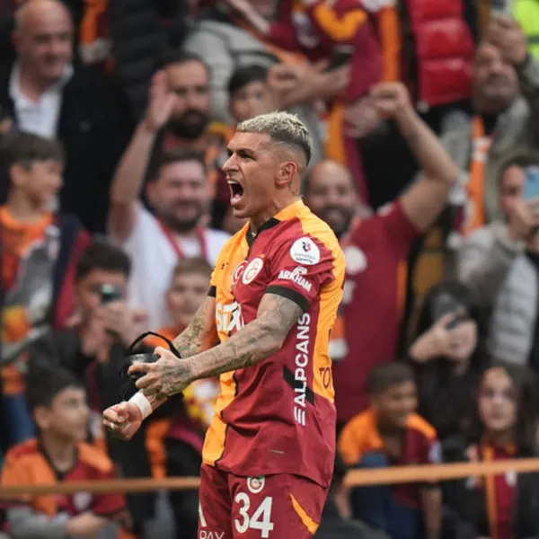 Torreira'dan Gol Şov! Galatasaray'ın Yeni Forveti mi?