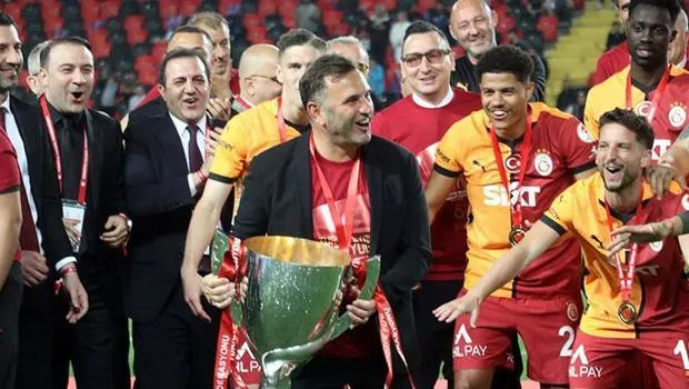 Okan Buruk'tan Şampiyonluk Sözleri: İstanbul'da Tarih Yazacağız!