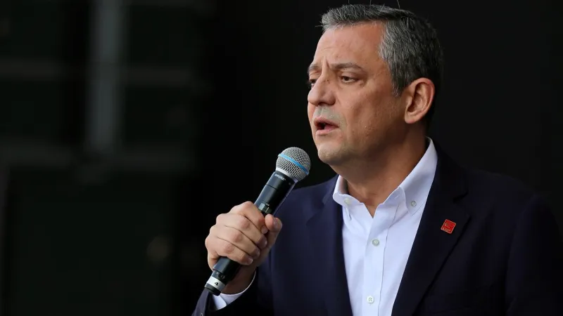 Özgür Özel'e Saldırı Sonrası CHP'den Sert Tepki: Sindiremezsiniz!