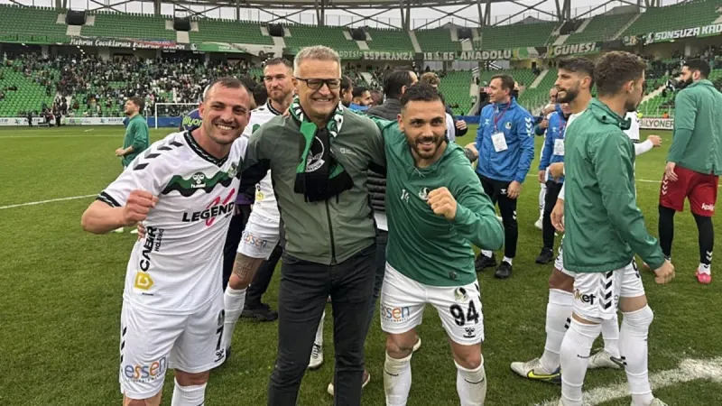 Sakaryaspor Kümede Kaldı! Son Dakika Golüyle Gelen Mucize
