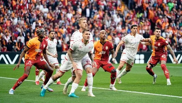 Sivasspor Deplasmanda Şanssız! Galatasaray'dan Fark Yedi!