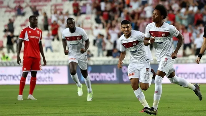 Sivasspor Samsunspor Deplasmanında: Süper Lig'de Kritik Maç!