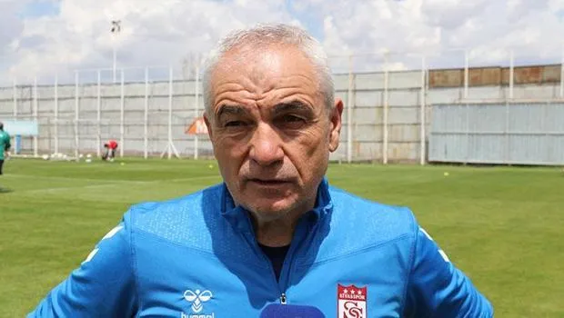 Rıza Çalımbay'dan Galatasaray Maçı Açıklaması: Puan Kaybına Üzüldü!
