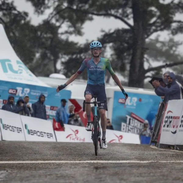 TUR 2025'te Zafer! Wout Poels 4. Etabı Fethetti!