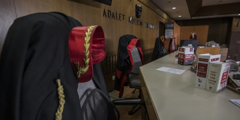 FETÖ Çatı Davasında Şok Gelişme! Yargıtay Kararı Bozdu!