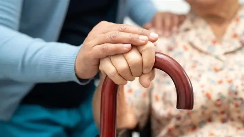 Yaşlı Bakım Sigortası Geliyor! Devlet Desteğiyle Huzurlu Yaşlılık Mı?