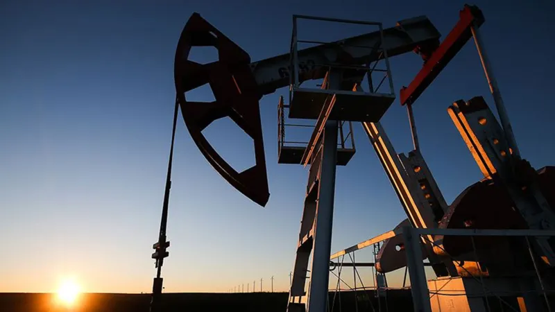 Petrol fiyatları haftasonuna nasıl başlıyor