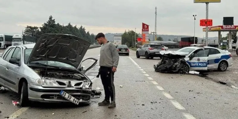 Flaş Haber: Polis Aracıyla Çarpışan Sürücü Hayatını Kaybetti!