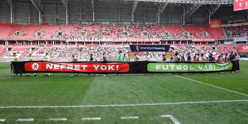 Samsunspor Kasımpaşa Maçı: Kritik Süper Lig Mücadelesi!