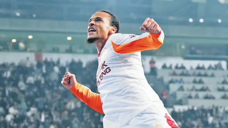 Şehir Efsanesi Gerçek Oldu! Galatasaray Başakşehir'i Yıktı!