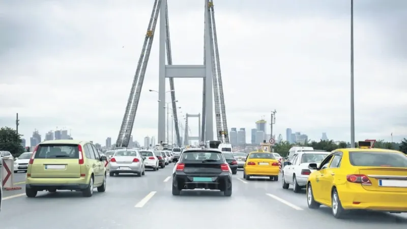Trafikte 105 saat kaybettik! İstanbul trafik sıkışıklık seviyesiyle Avrupa'da birinci oldu