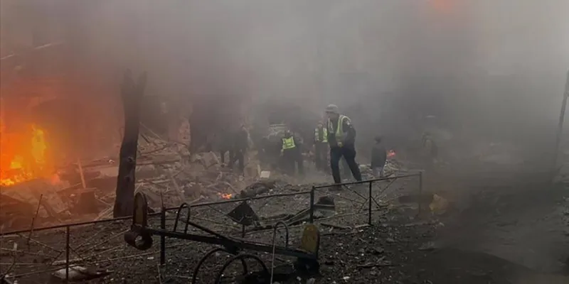 Ukrayna yetkilileri Rusya saldırılarında 2 çocuğun öldüğünü açıkladı